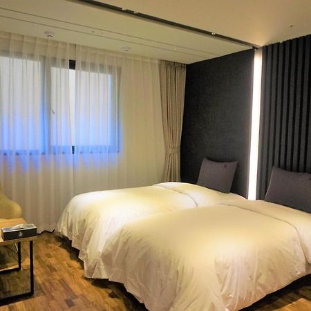 Yeoubi Hotel تَنوان المظهر الخارجي الصورة
